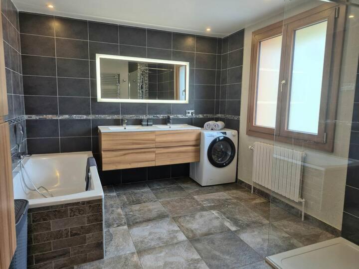 Chalet Avec Jacuzzi, Billard, Jardin Clos, Proche Paradiski La Plagne Exteriér fotografie
